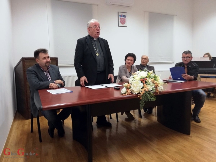U Lovincu održana povijesno-književna večer U Lovincu održana povijesno-književna večer