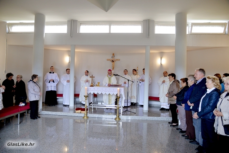 Misa u kapeli Svih svetih i blagoslov groblja