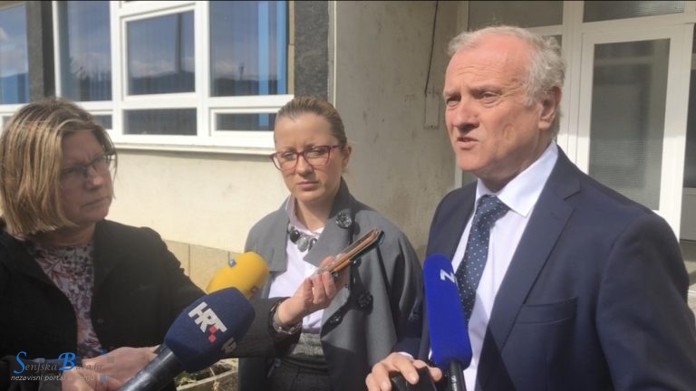 Ministar Bošnjaković: Otočac od danas opet ima i općinski i prekršajni sud! Ministar Bošnjaković: Otočac od danas opet ima i općinski i prekršajni sud!