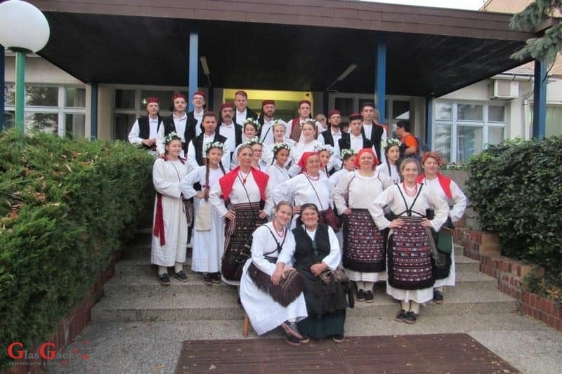 Večeras koncert povodom 20 godina rada Folklornog društva Otočac 