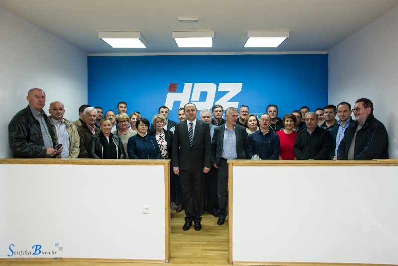 Reagiranje predsjednika GO HDZ-a Senj i gradonačelnika grada Senja Sanjina Rukavine Reagiranje predsjednika GO HDZ-a Senj i gradonačelnika grada Senja Sanjina Rukavine
