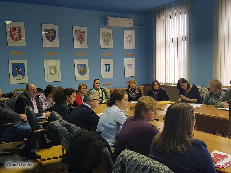 Župan Milinović održao radni sastanak sa ravnateljima osnovnih i srednjih škola 