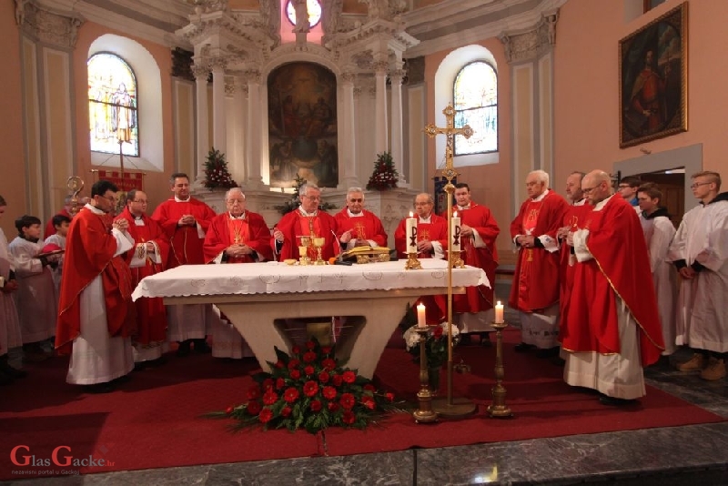 Svečano proslavljen blagdan Sv.Fabijana i Sebastijana i Dan Grada Otočca