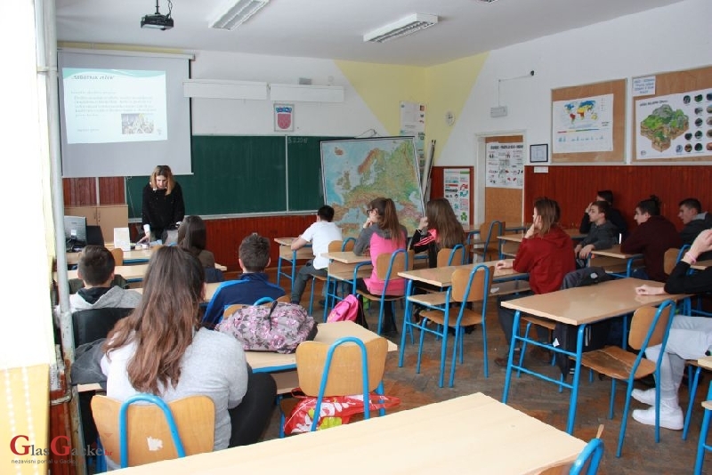 „Zdrav za 5“ u osnovnim i srednjim školama