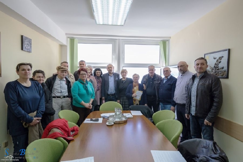 Gradonačelnik Rukavina potpisao Ugovor o financiranju programa i projekata javnih potreba Grad Senja za 2018. godinu Gradonačelnik Rukavina potpisao Ugovor o financiranju programa i projekata javnih potreba Grad Senja za 2018. godinu