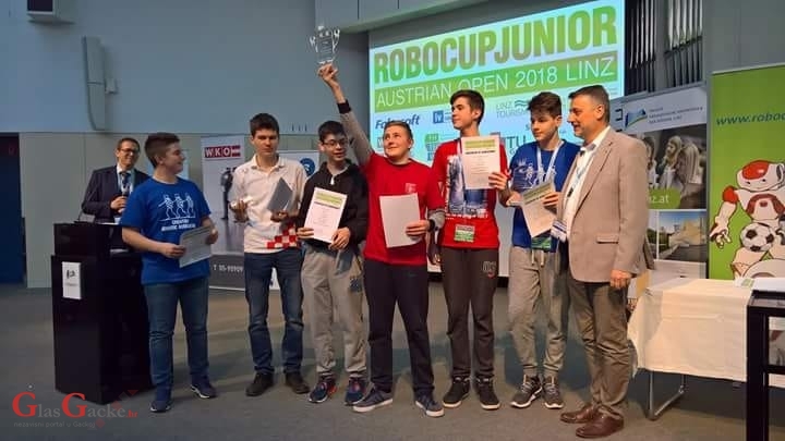 Robo Otočac prvi na Robo Cup Junior Austrian Open 2018. 