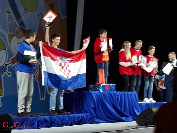 Robo Otočac osvojio drugo mjesto na natjecanju u St. Petersburgu.