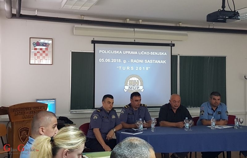 Održan radni sastanak vezan uz pripremu turističke sezone Održan radni sastanak vezan uz pripremu turističke sezone