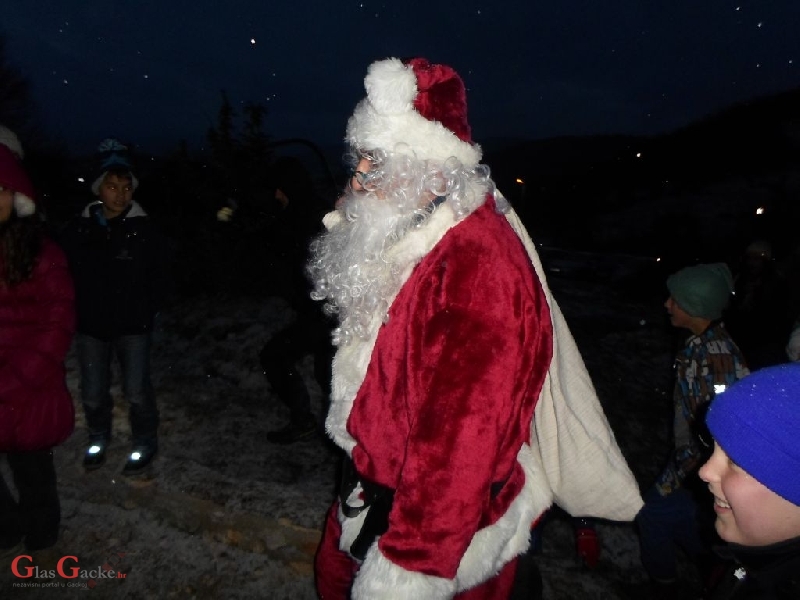 Veliki uspjeh Božićne čarolije na Grabovači