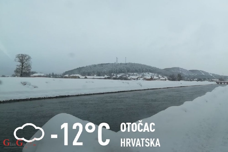 Otočac jutros na -12*C 