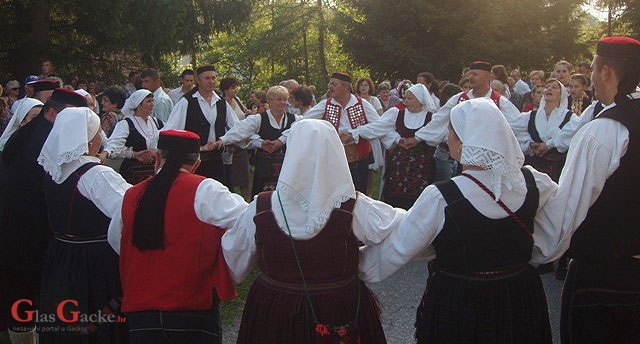 Božićni koncert KUD-a Brinje 