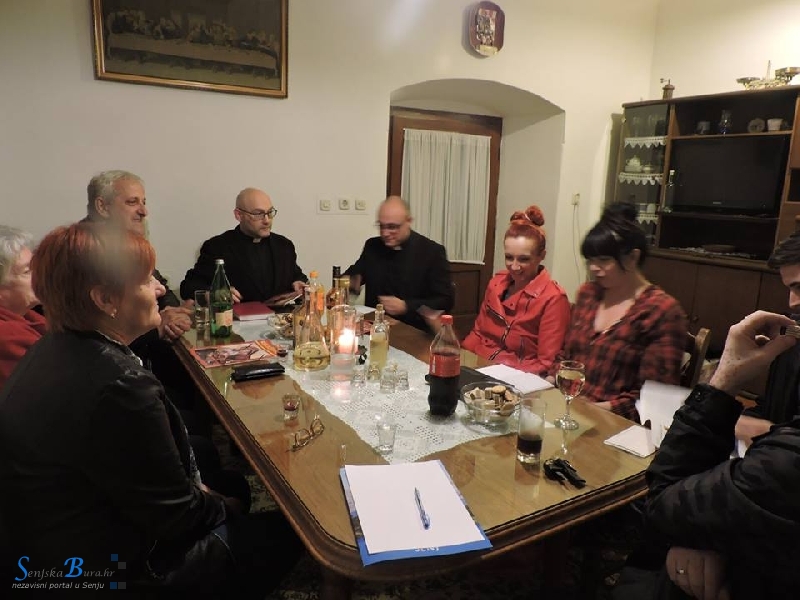 Održan radni sastanak uredništva "Svjetionika" Održan radni sastanak uredništva "Svjetionika"