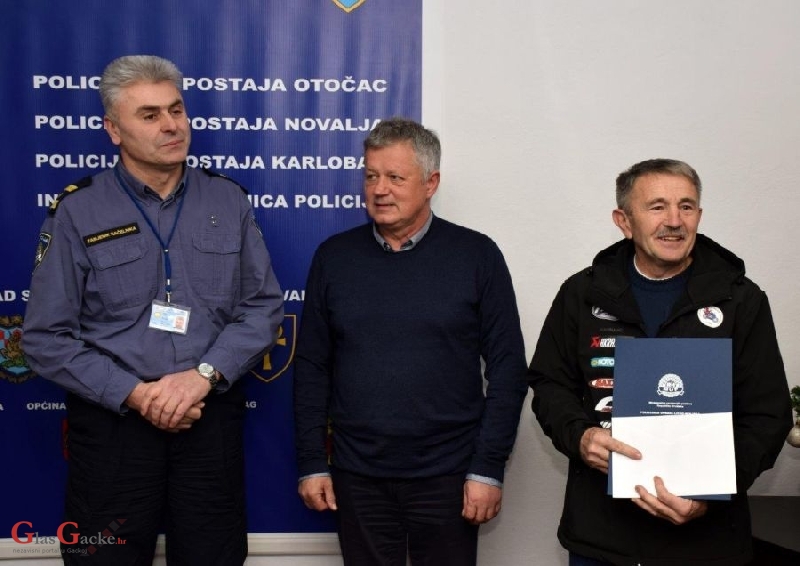 U Policijskoj upravi ličko-senjskoj uručena priznanja savjesnim vozačima