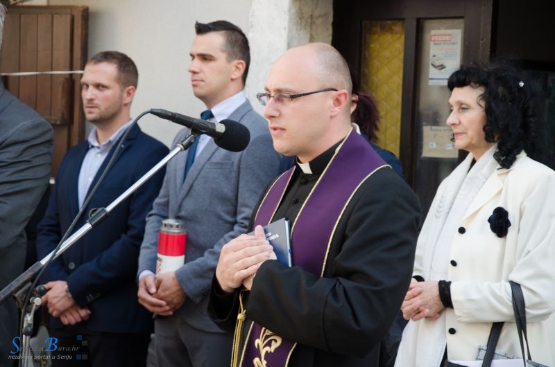 Odana počast Senjskim žrtvama Odana počast Senjskim žrtvama