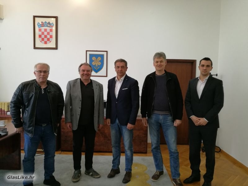 Voljen Grbac i Robert Grubićić na prijamu kod župana Milinovića 