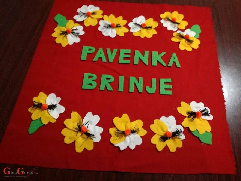 Prvi pačvorak za Crvenkapicu iz Brinja Prvi pačvorak za Crvenkapicu iz Brinja