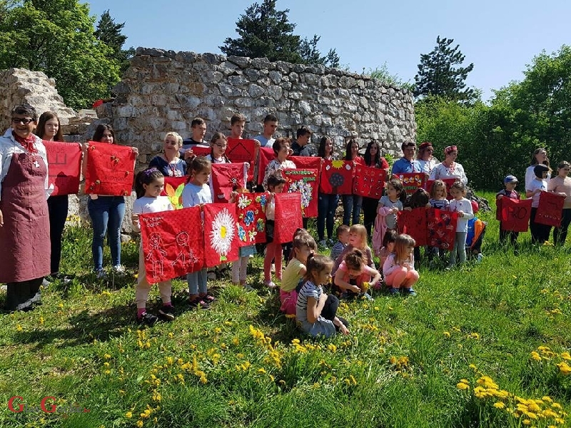 Foto galerija: kako je Fortica ugostila Crvenkapicu Foto galerija: kako je Fortica ugostila Crvenkapicu