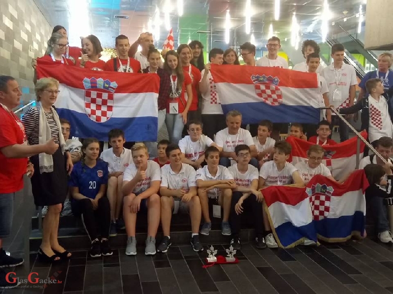 Dvije zlatne medalje za robotičare u Montrealu 