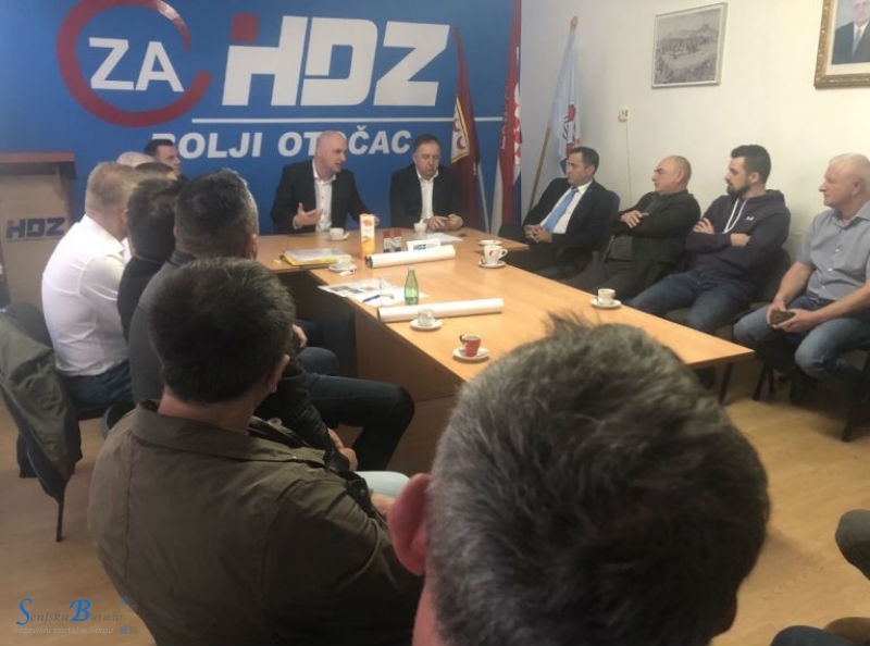 Ministar Tolušić: pomoći ću da Otočcu vratimo ispostavu Agencije za plaćanje u poljoprivredi Ministar Tolušić: pomoći ću da Otočcu vratimo ispostavu Agencije za plaćanje u poljoprivredi