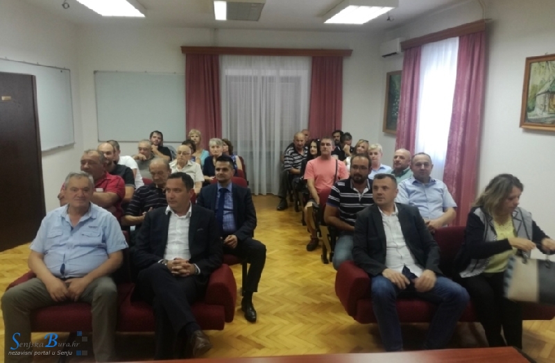 Marijan Kustić predstavio program u Karlobagu: načelnik Tomljenović pozvao na izbore u nedjelju 9. rujna 2018. Marijan Kustić predstavio program u Karlobagu: načelnik Tomljenović pozvao na izbore u nedjelju 9. rujna 2018.