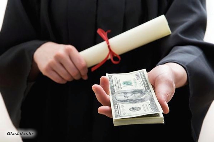 Lažna diploma u gospićkoj Gimnaziji Lažna diploma u gospićkoj Gimnaziji