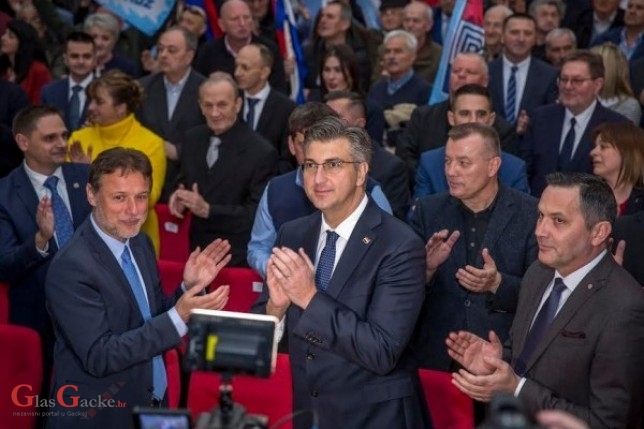 Plenković u Gospiću: 'Do ovih izbora dolazi zbog čudnih, pogrešnih i nerazumljivih poteza...'