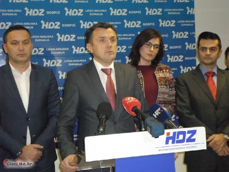 Politička borba se zahuktava Politička borba se zahuktava