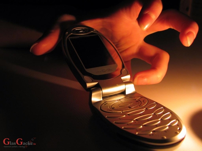 Na meti tatova su mobiteli Na meti tatova su mobiteli