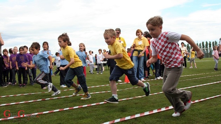Olimpijski festival dječjih vrtlića - u Otočcu Olimpijski festival dječjih vrtlića - u Otočcu