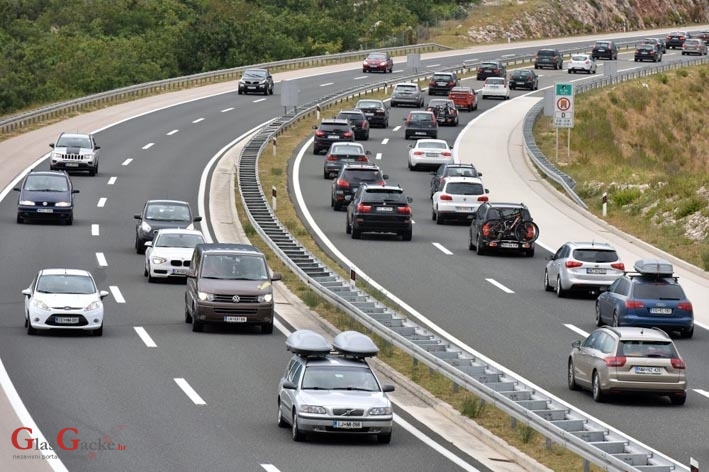 Upozorba na poštivanje prometnih pravila Upozorba na poštivanje prometnih pravila