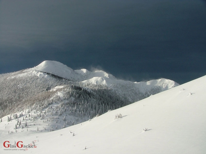 Trenutno se ne preporuča dolazak na sjeverni Velebit Trenutno se ne preporuča dolazak na sjeverni Velebit