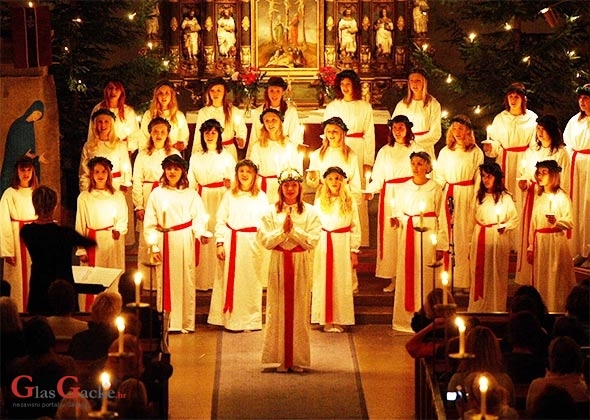 ŠOK U ŠVEDSKOJ: Izbacili Božićnu tradiciju, a uveli… ŠOK U ŠVEDSKOJ: Izbacili Božićnu tradiciju, a uveli…