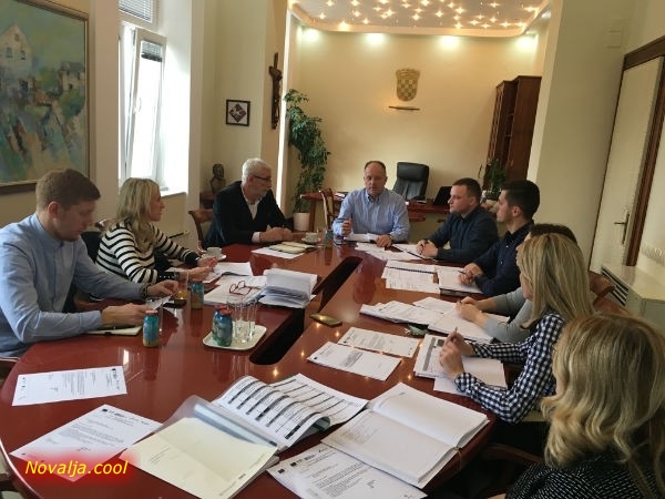 Održan sastanak projektnog tima za Inkubator "Ragan" u Novalji Održan sastanak projektnog tima za Inkubator "Ragan" u Novalji