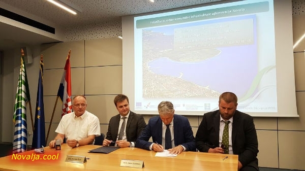 Potpisan ugovor za aglomeraciju Novalja Potpisan ugovor za aglomeraciju Novalja