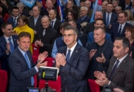 Plenković u Gospiću: 'Do ovih izbora dolazi zbog čudnih, pogrešnih i nerazumljivih poteza...'