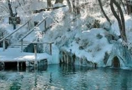Visok snijeg na Plitvičkim jezerima