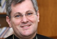 Čestitam bratu biskupu na -prestižnoj- nagradi! Čestitam bratu biskupu na -prestižnoj- nagradi!