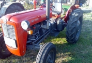 Ukralo traktor i koješta drugo Ukralo traktor i koješta drugo