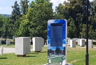 O Gačanskomu parku hrvatske memorije na tri strana jezika O Gačanskomu parku hrvatske memorije na tri strana jezika