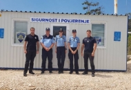 Preventivne aktivnosti nastavljene na Zrću uz strane policijske službenike Preventivne aktivnosti nastavljene na Zrću uz strane policijske službenike