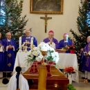 Jučer pokopan svećenik Jure Tutek