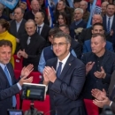 Plenković u Gospiću: 'Do ovih izbora dolazi zbog čudnih, pogrešnih i nerazumljivih poteza...'