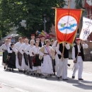 Mimohod i smotra folklornih društava u Otočcu