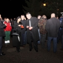 HDZ-ovci zapalili svijeće na grobu Dražena Bobinca 