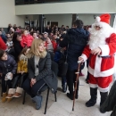 Predstava "Dan u laboratoriju Djeda Mraza" u Brinju 