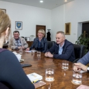 Predstavnici braniteljsko socijalno-radne zadruge „Zelena dolina“ na radnom sastanku kod župana Milinovića 