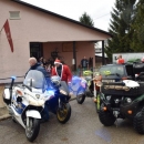 Policijski službenici Policijske postaje Otočac raznim akcijama uljepšali sugrađanima blagdane