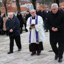U povodu Dana Grada Otočca položeni vijenci i zapaljene svijeće 