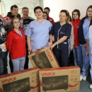 Hokejaši Medveščaka Zagreb darivali DV "Ciciban" i stacionar DZ Otočac 