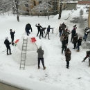 Otočki maturanti vesele se snijegu 